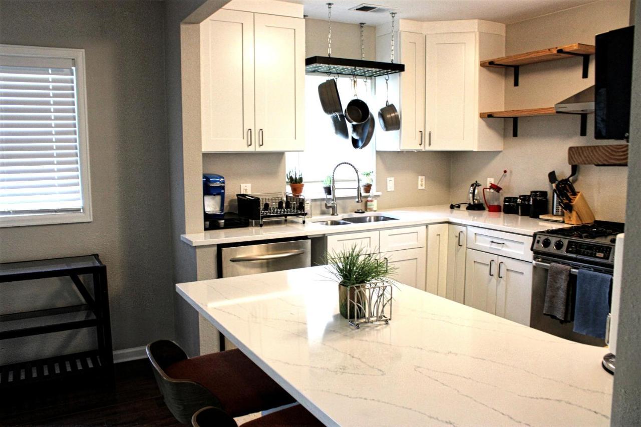 Spacious Cherry Creek Villa Denver Extérieur photo